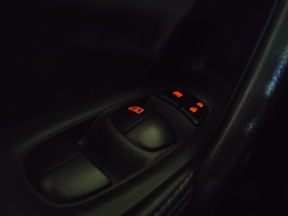 2021 Nissan Rogue Sport in Charleston, SC 29414 - 18137932 27