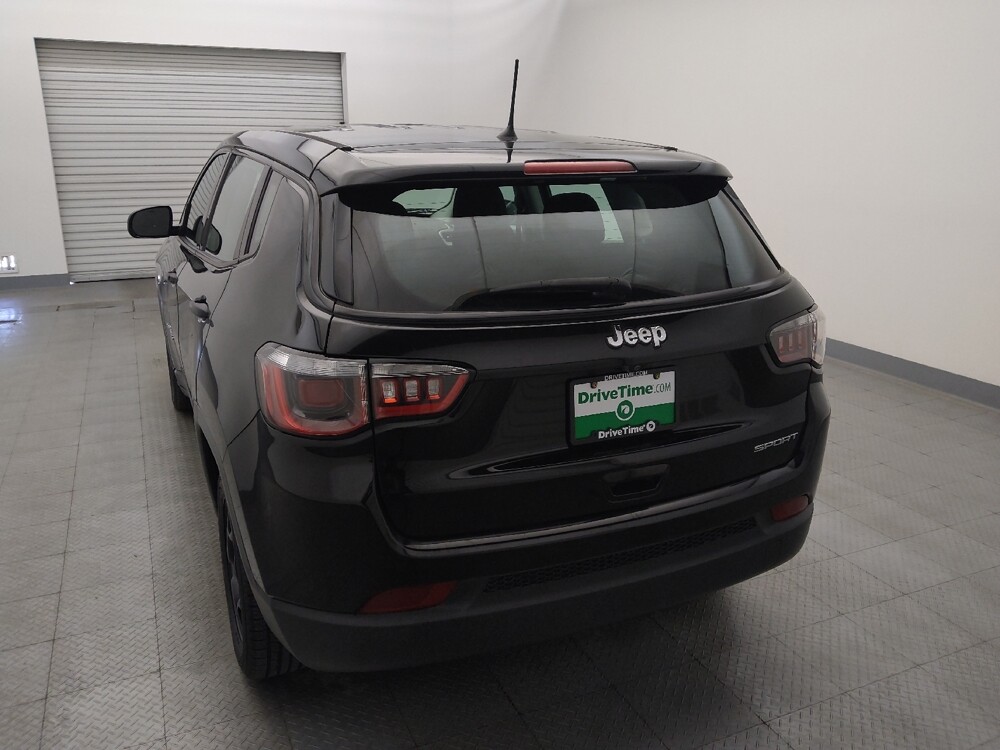 2018 Jeep Compass in Houston, TX 77034 - 18137952 6