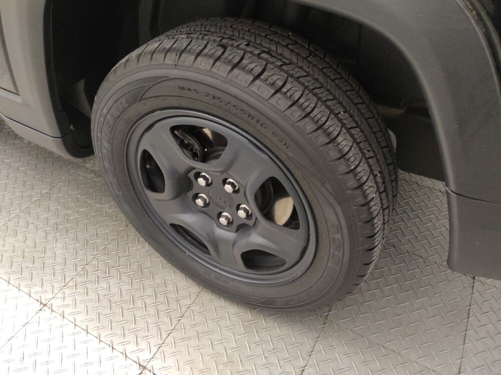 2018 Jeep Compass in Houston, TX 77034 - 18137952 31
