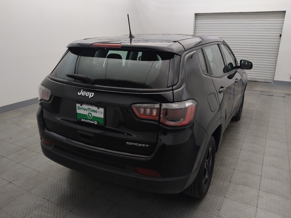 2018 Jeep Compass in Houston, TX 77034 - 18137952 7