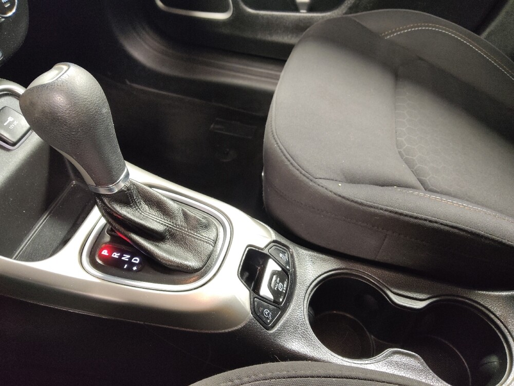 2018 Jeep Compass in Houston, TX 77034 - 18137952 26