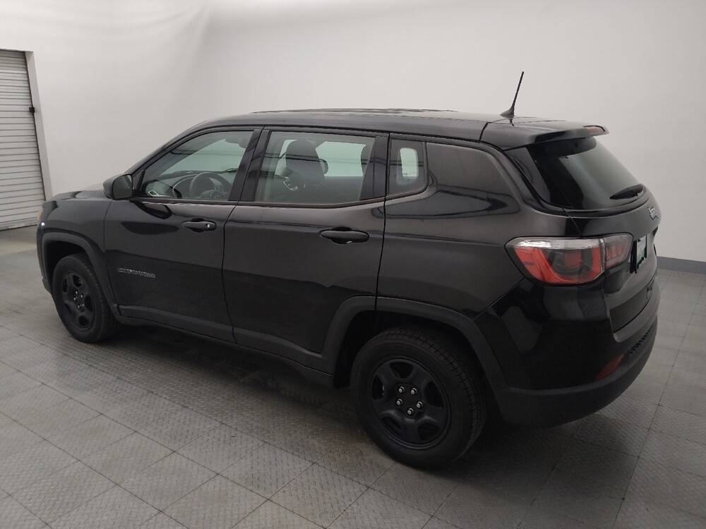 2018 Jeep Compass in Houston, TX 77034 - 18137952 3