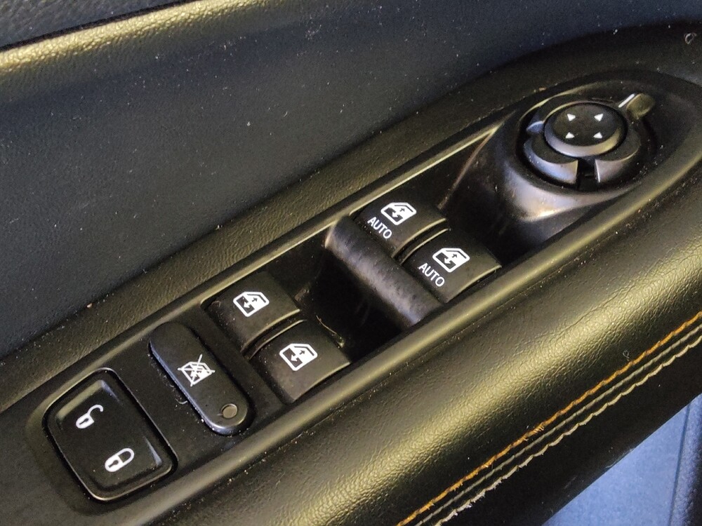2018 Jeep Compass in Houston, TX 77034 - 18137952 27