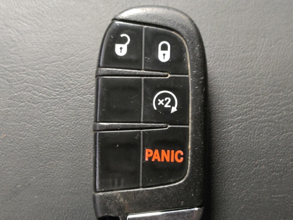 2020 Jeep Renegade in Houston, TX 77034 - 18137955 32