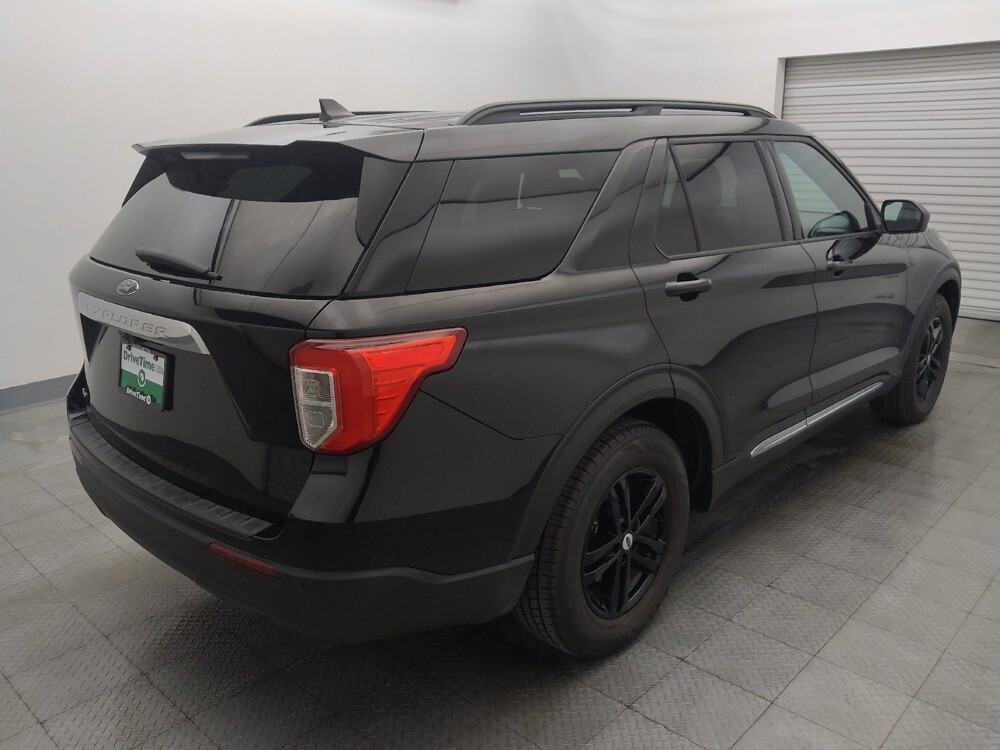2022 Ford Explorer in Houston, TX 77060 - 18137958 9