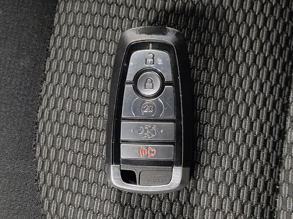 2018 Ford Explorer in Live Oak, TX 78233 - 18137961 32
