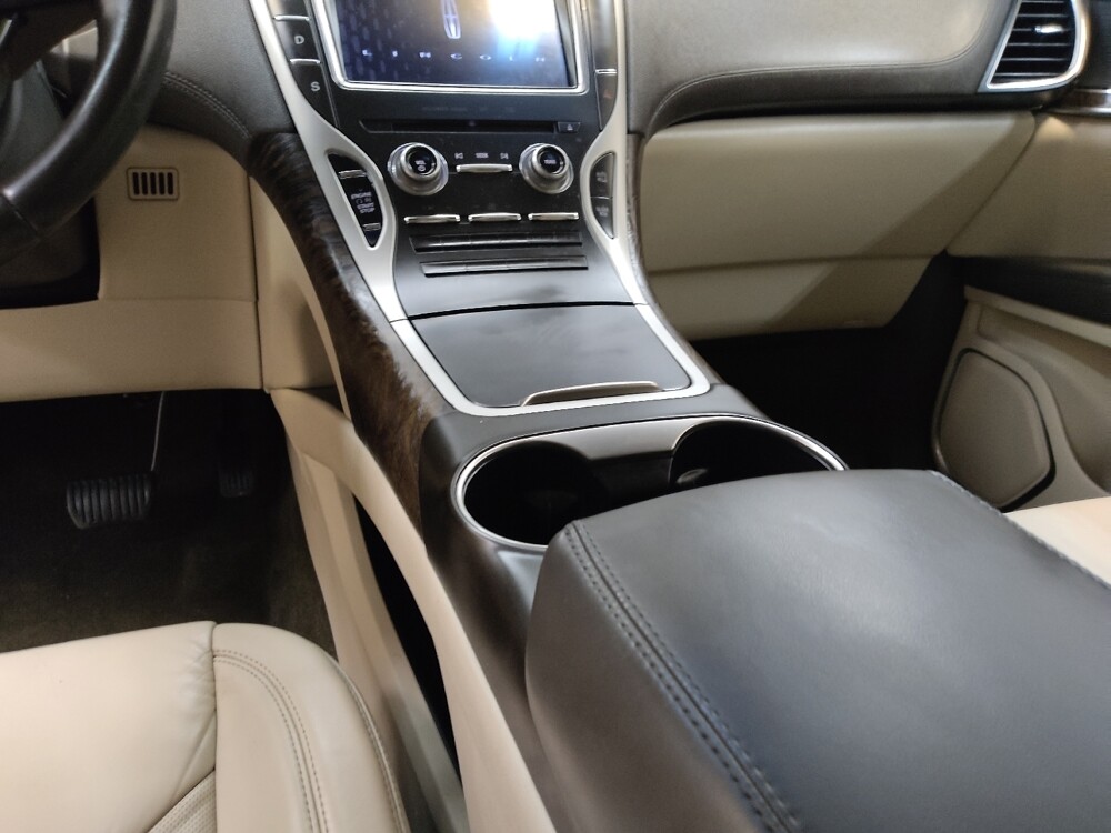 2016 Lincoln MKX in Fairfield, OH 45014 - 18137969 26