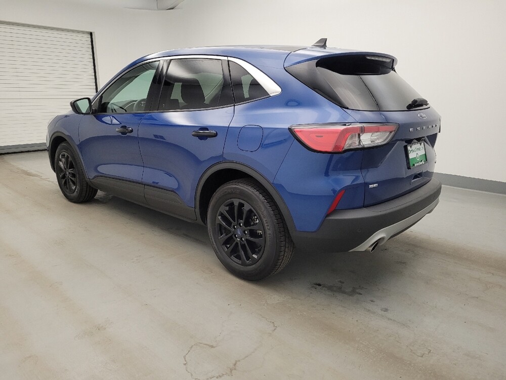 2022 Ford Escape in Fairfield, OH 45014 - 18137977 3