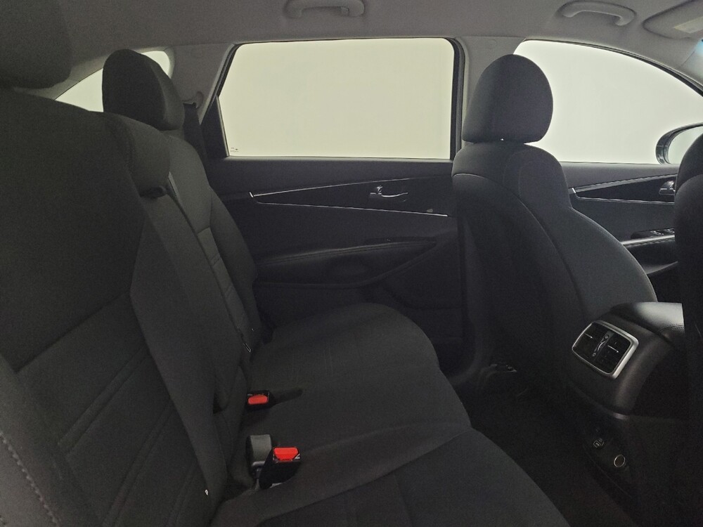 2020 Kia Sorento in Fairfield, OH 45014 - 18137981 19
