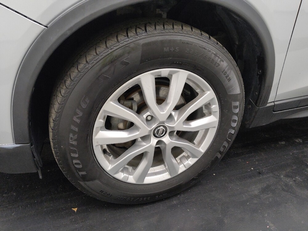 2019 Nissan Rogue in St. Louis, MO 63136 - 18137983 31
