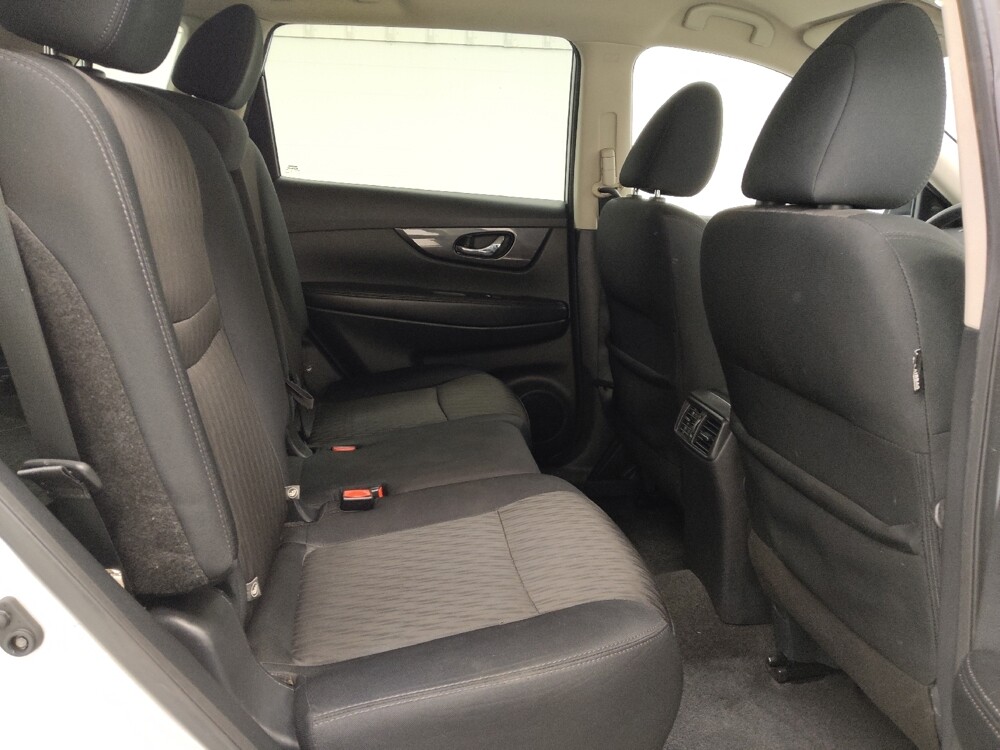 2019 Nissan Rogue in St. Louis, MO 63136 - 18137983 19