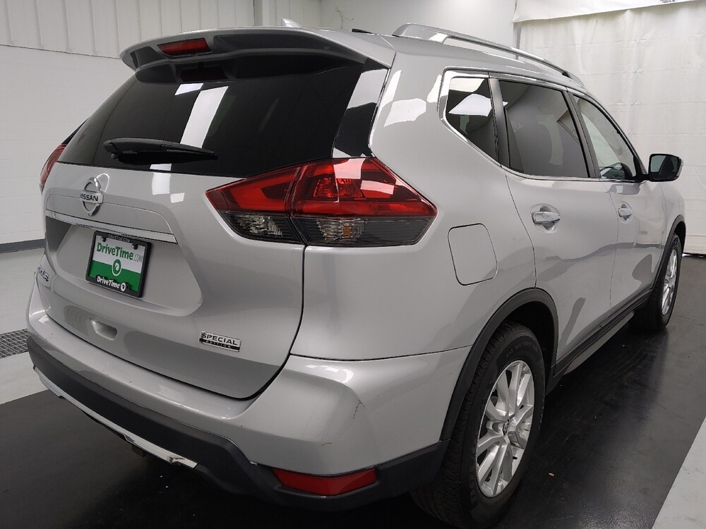 2019 Nissan Rogue in St. Louis, MO 63136 - 18137983 9