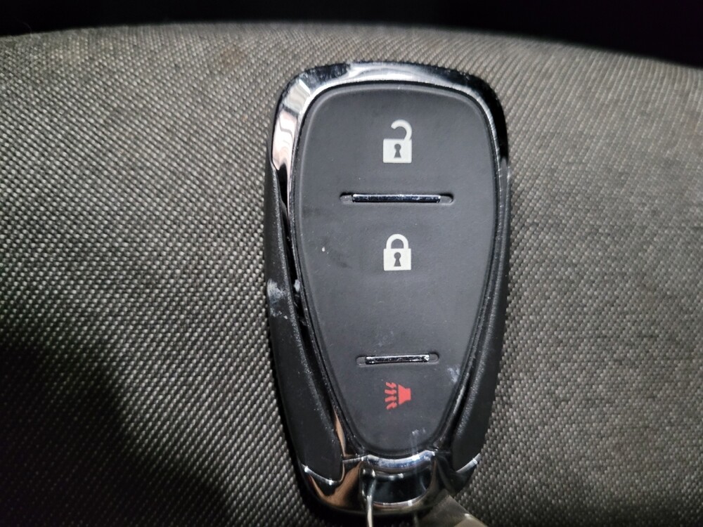 2019 Chevrolet Equinox in Glen Burnie, MD 21061 - 18137996 32