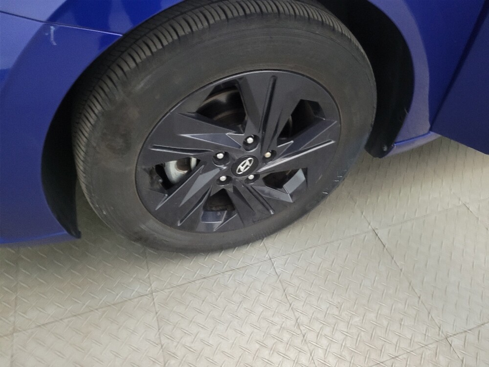 2023 Hyundai Elantra in New Castle, DE 19720 - 18137997 31