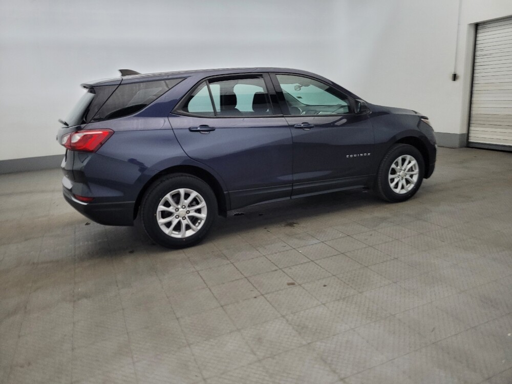 2018 Chevrolet Equinox in Temple Hills, MD 20746 - 18137998 10