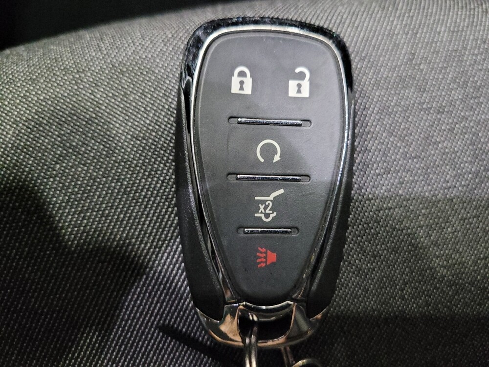 2020 Chevrolet Equinox in Woodbridge, VA 22191 - 18138001 32