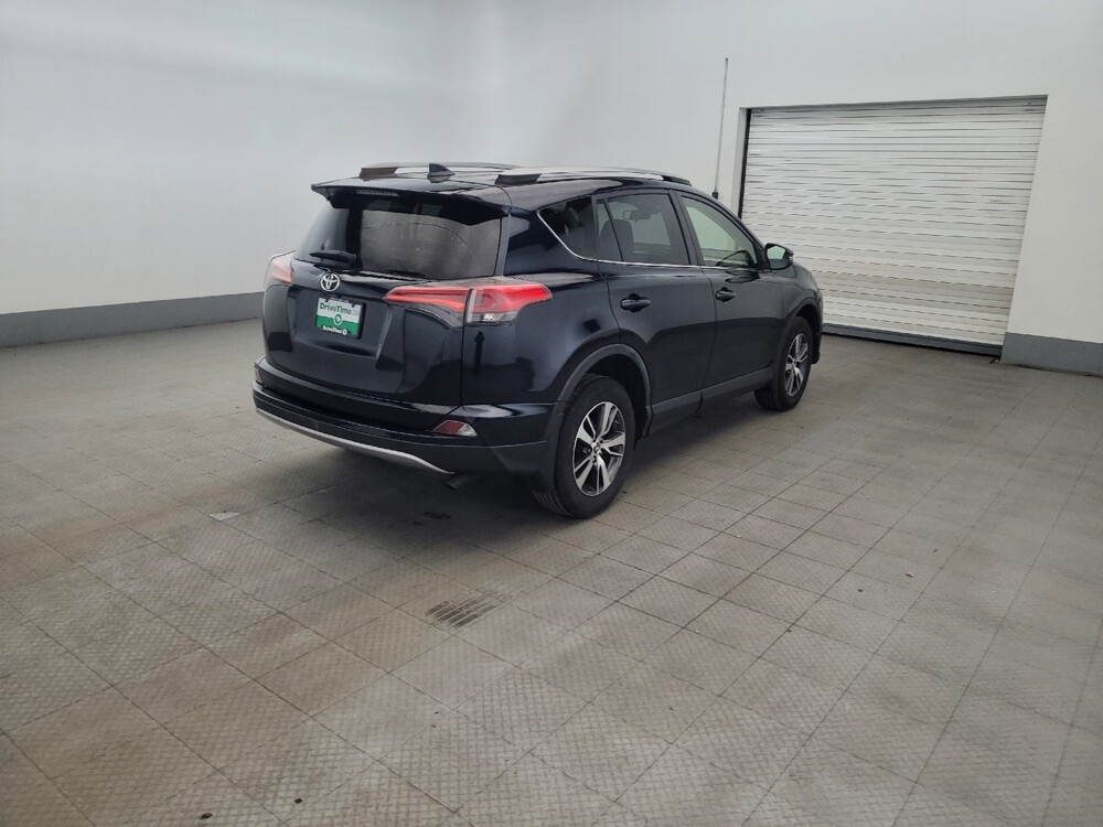 2018 Toyota RAV4 in Woodbridge, VA 22191 - 18138002 9