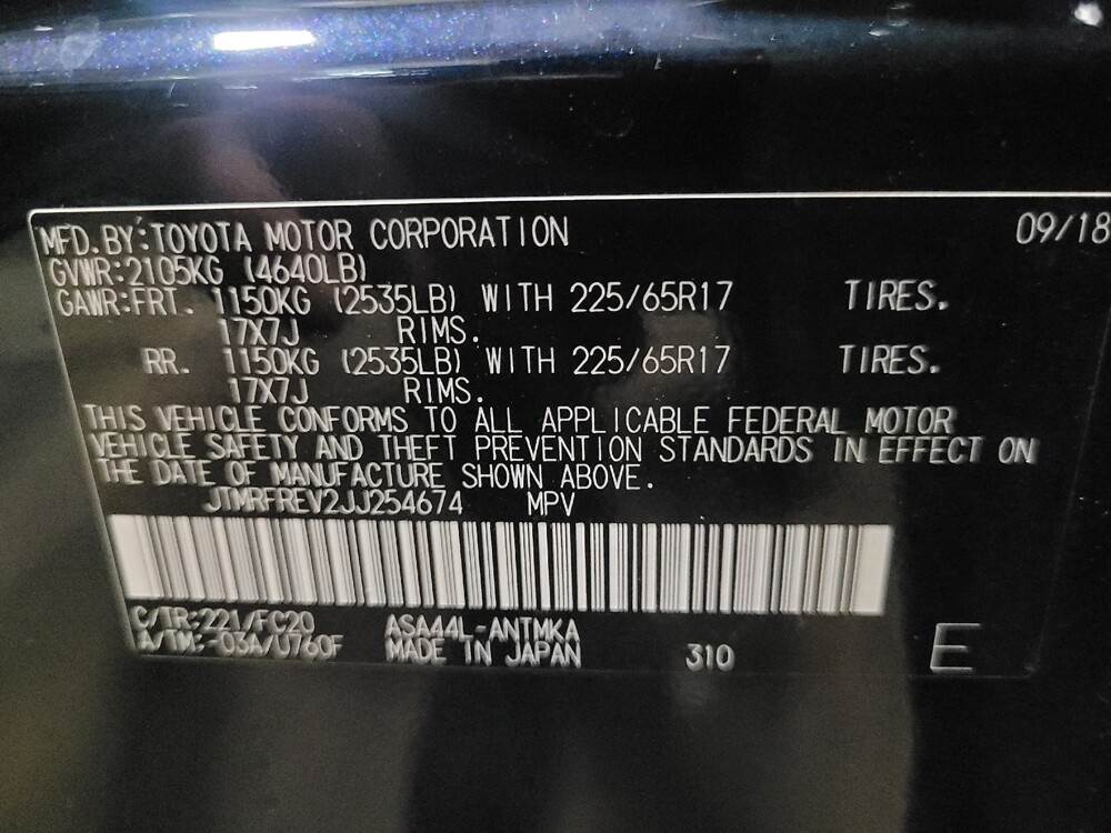 2018 Toyota RAV4 in Woodbridge, VA 22191 - 18138002 33