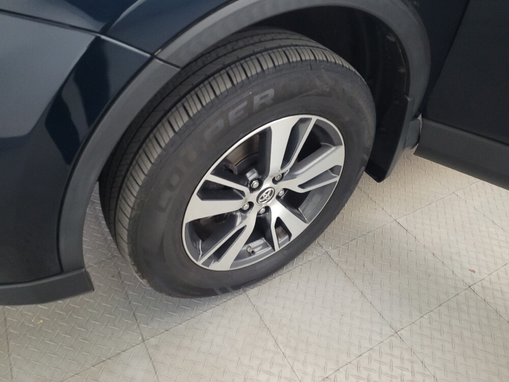 2018 Toyota RAV4 in Woodbridge, VA 22191 - 18138002 31