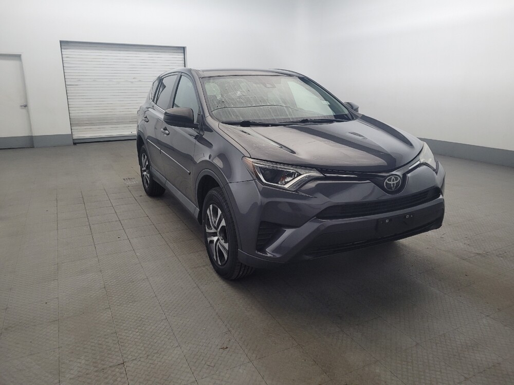 2018 Toyota RAV4 in Temple Hills, MD 20746 - 18138004 13