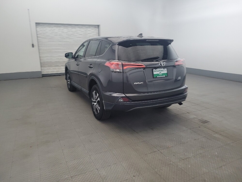 2018 Toyota RAV4 in Temple Hills, MD 20746 - 18138004 5