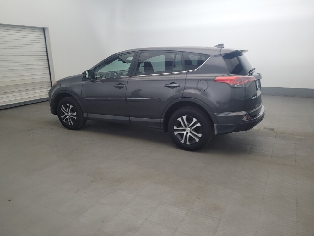 2018 Toyota RAV4 in Temple Hills, MD 20746 - 18138004 3