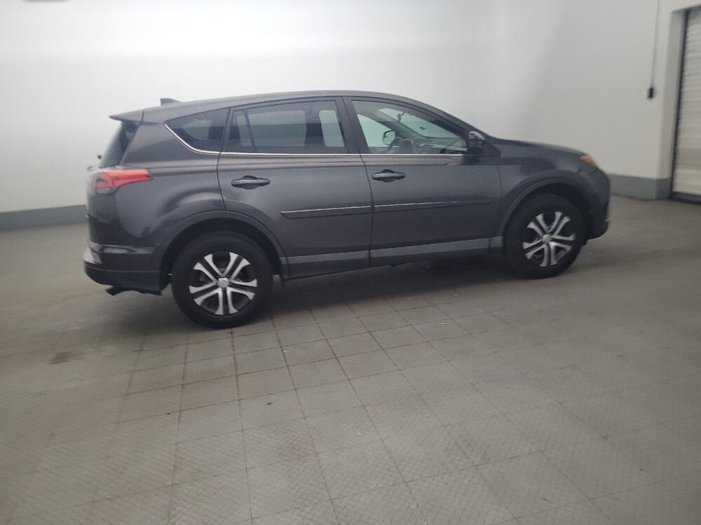 2018 Toyota RAV4 in Temple Hills, MD 20746 - 18138004 10
