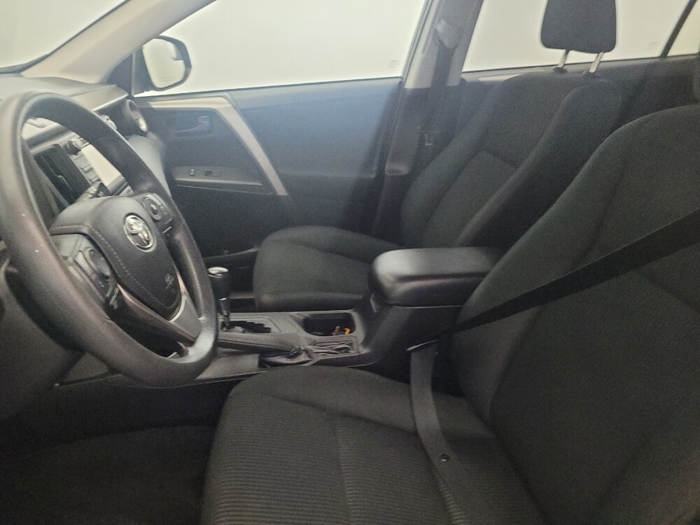 2018 Toyota RAV4 in Temple Hills, MD 20746 - 18138004 17