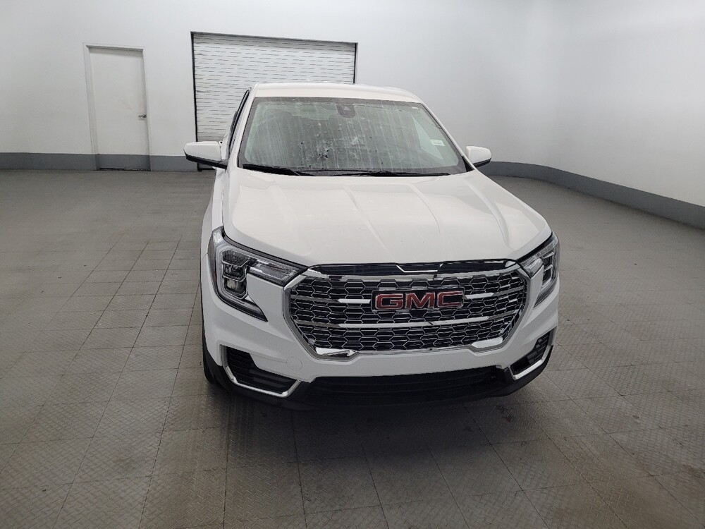 2024 GMC Terrain in New Castle, DE 19720 - 18138007 14