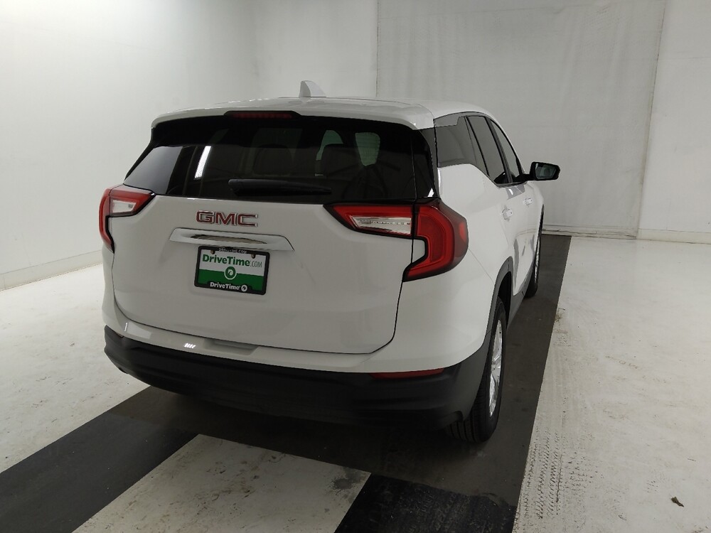 2024 GMC Terrain in St. Louis, MO 63125 - 18138009 6