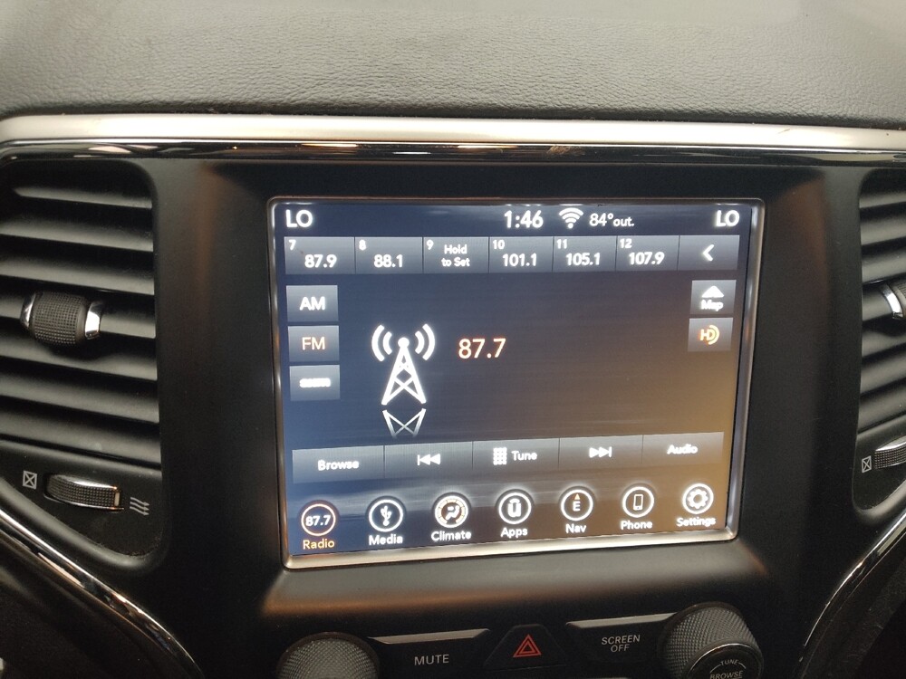 2018 Jeep Grand Cherokee in Des Moines, IA 50310 - 18138016 25