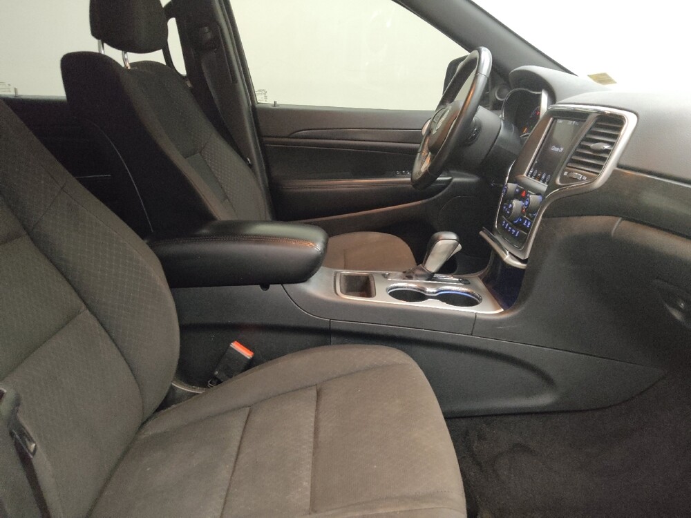 2018 Jeep Grand Cherokee in Des Moines, IA 50310 - 18138016 21