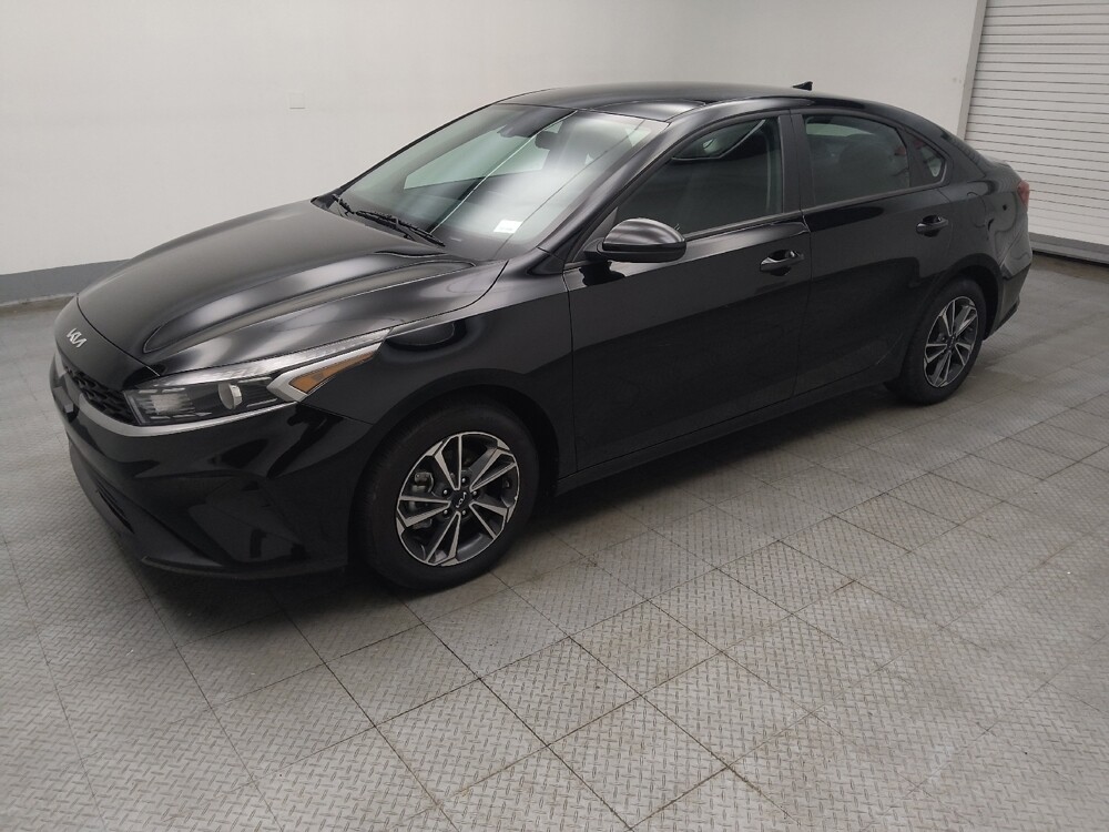 2024 Kia Forte in Des Moines, IA 50310 - 18138017 2