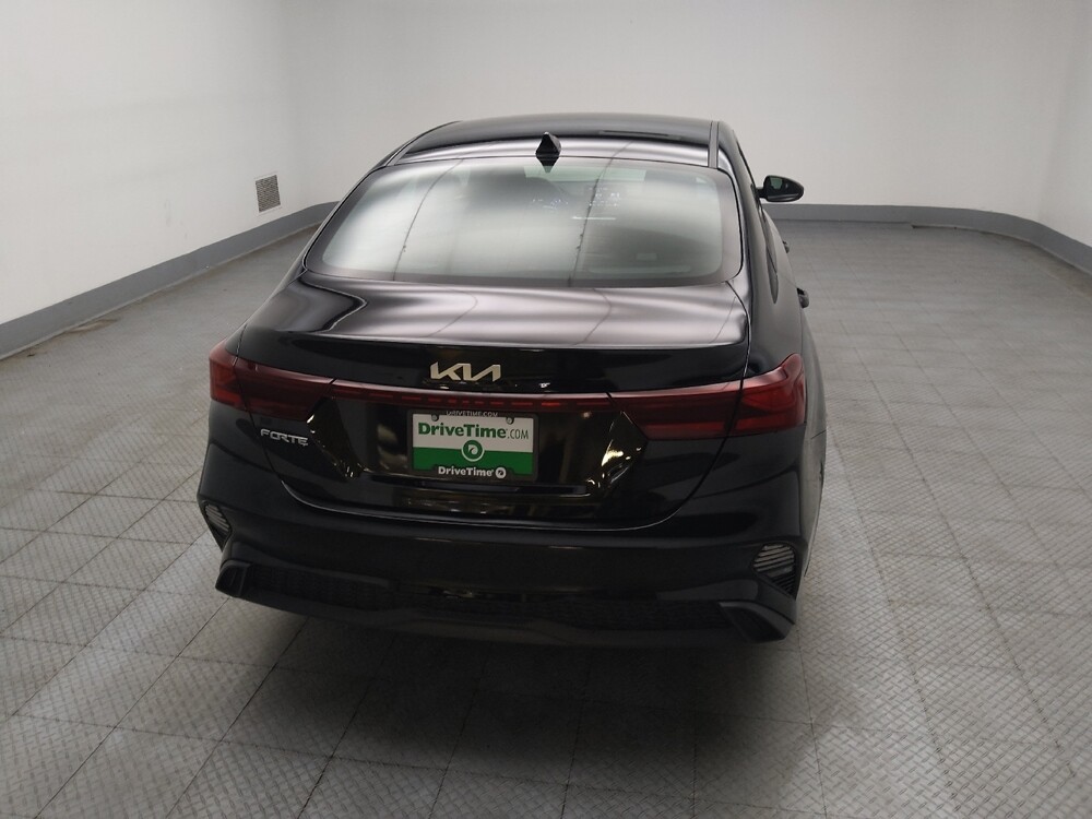 2024 Kia Forte in Des Moines, IA 50310 - 18138017 9