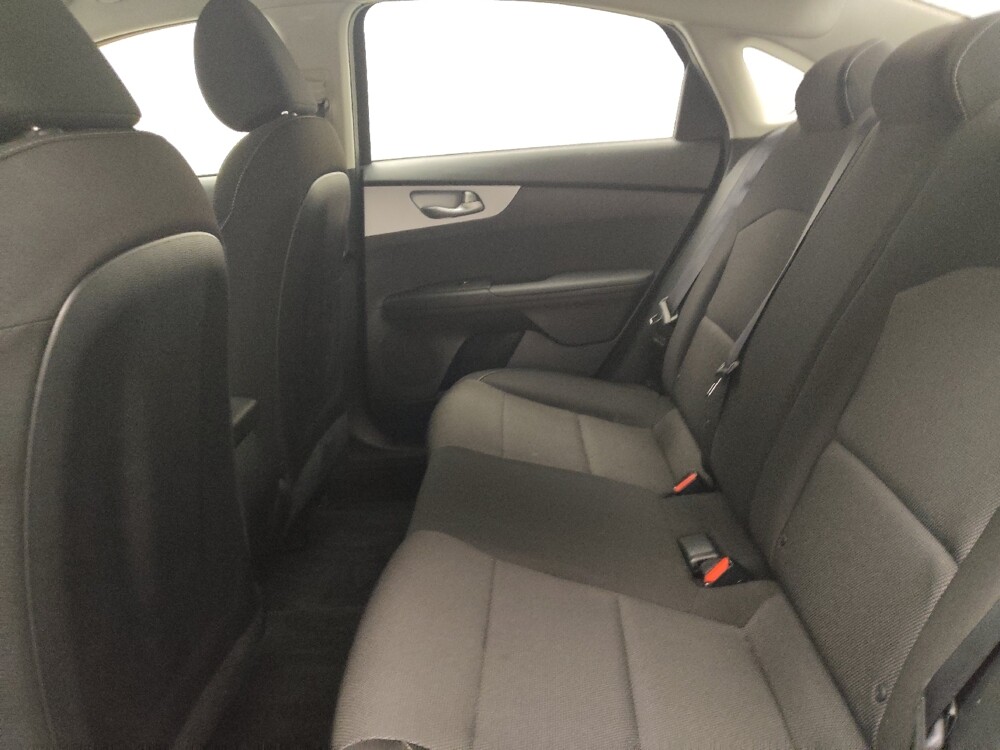 2024 Kia Forte in Des Moines, IA 50310 - 18138017 19