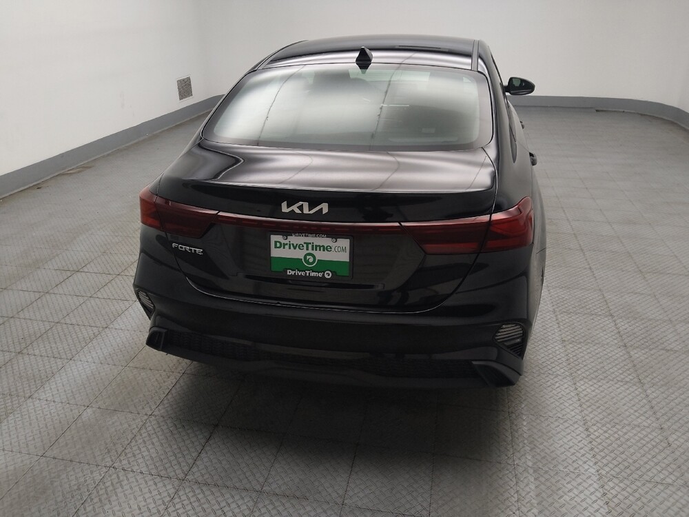 2024 Kia Forte in Des Moines, IA 50310 - 18138017 7