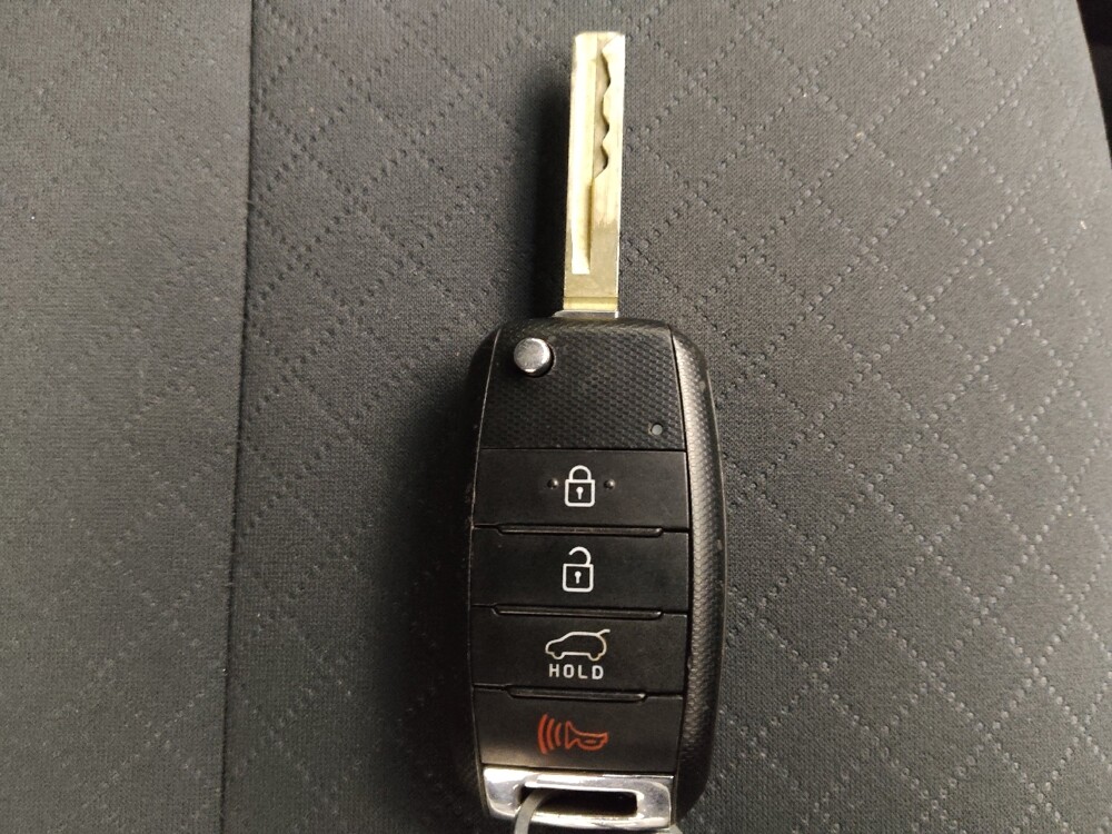 2017 Kia Sorento in Lombard, IL 60148 - 18138018 32