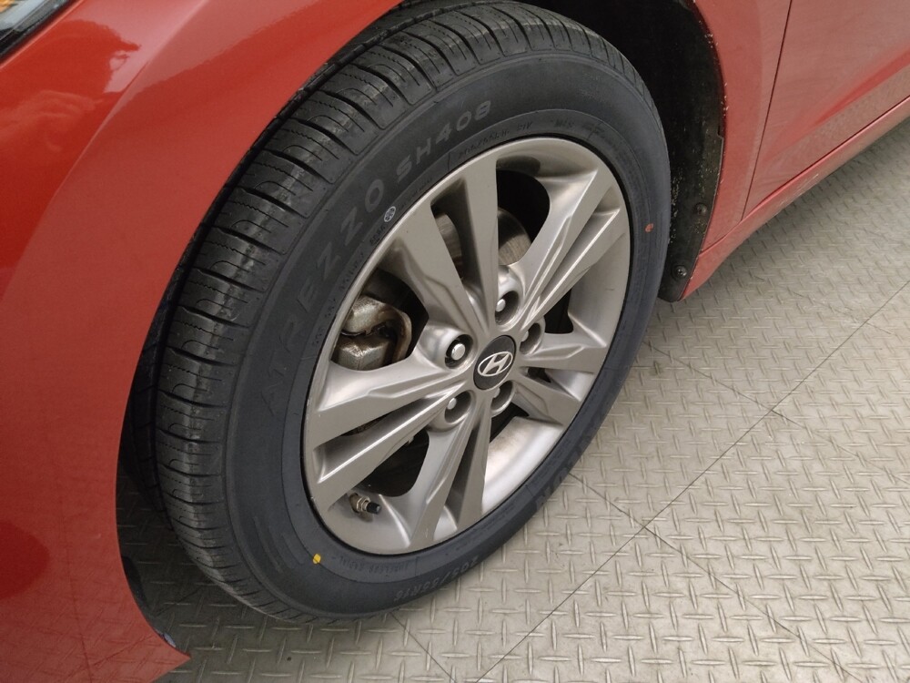 2017 Hyundai Elantra in Temple Hills, MD 20746 - 18138019 31
