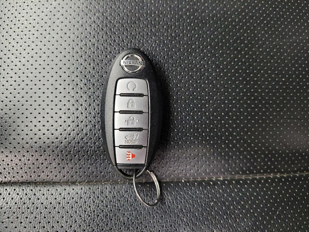 2017 Nissan Murano in Eastpointe, MI 48021 - 18138023 32