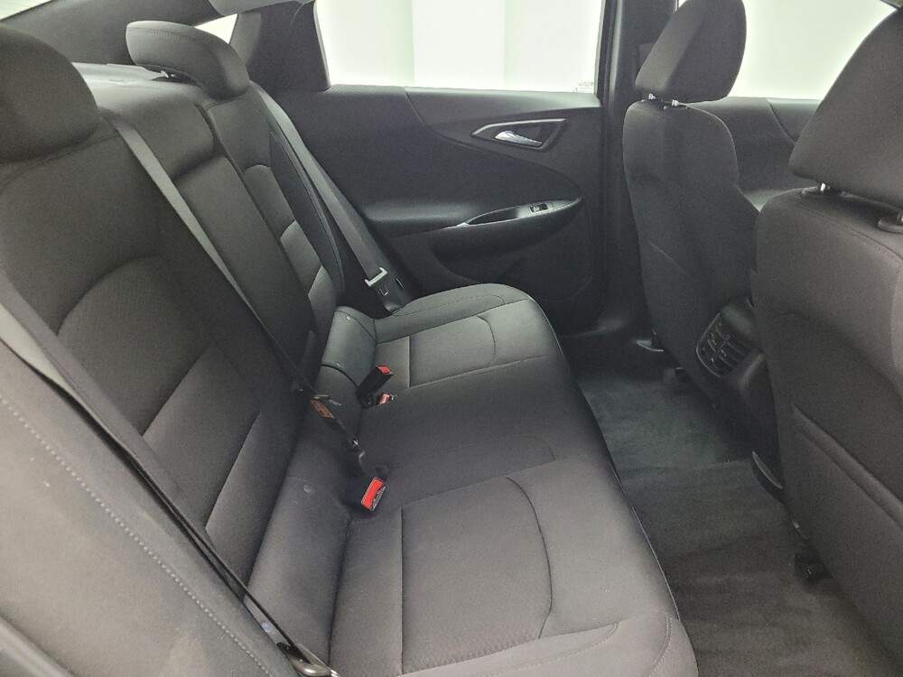 2025 Chevrolet Malibu in Eastpointe, MI 48021 - 18138024 19