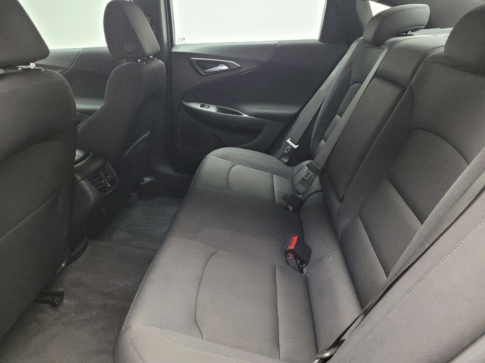 2025 Chevrolet Malibu in Eastpointe, MI 48021 - 18138024 18