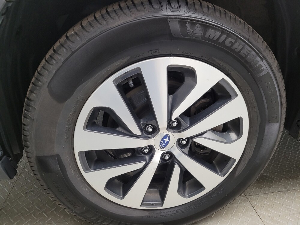 2022 Subaru Outback in Taylor, MI 48180 - 18138030 31
