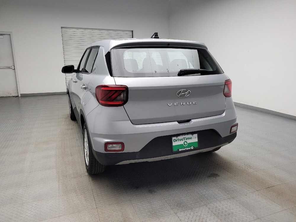 2021 Hyundai Venue in Grand Rapids, MI 49508 - 18138031 6