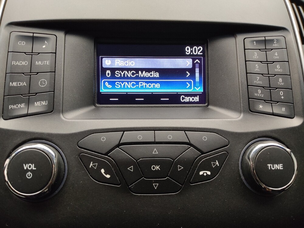 2016 Ford Edge in Highland, IN 46322 - 18138032 25