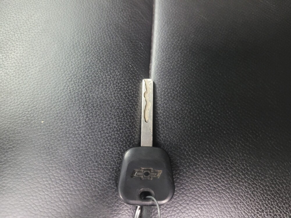 2017 Chevrolet Silverado 1500 in Indianapolis, IN 46219 - 18138035 32