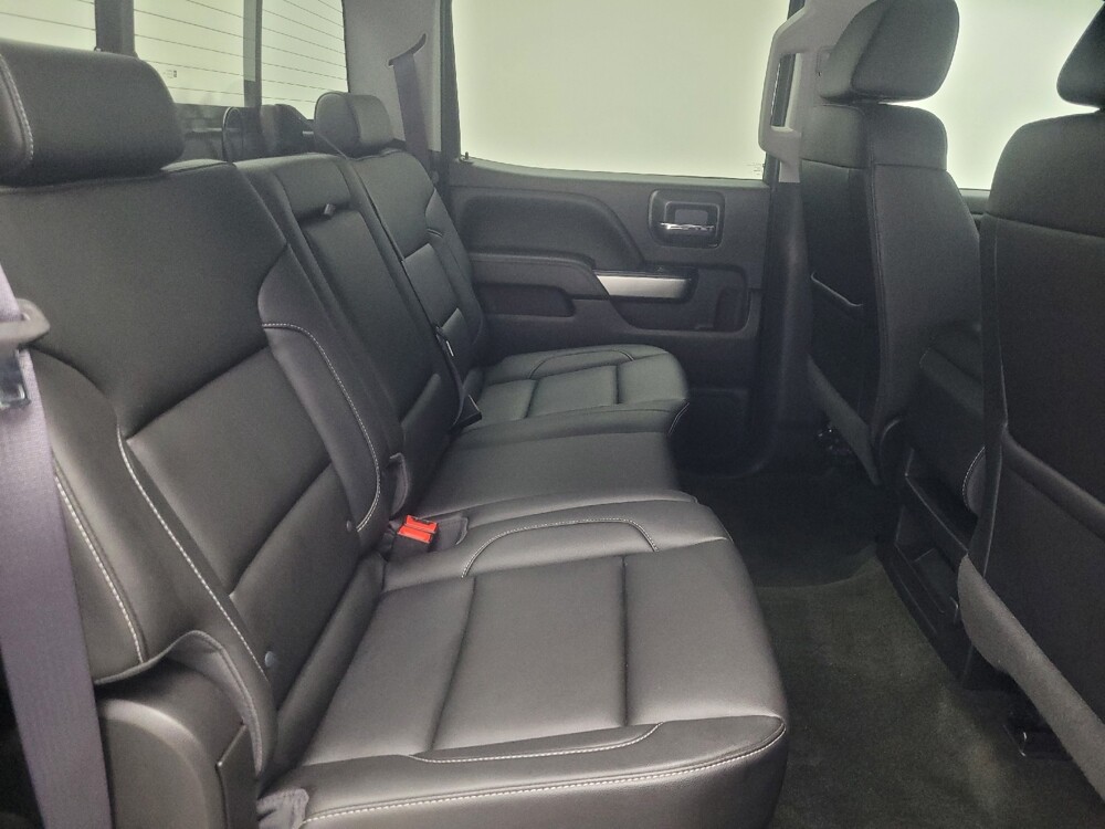 2017 Chevrolet Silverado 1500 in Indianapolis, IN 46219 - 18138035 19
