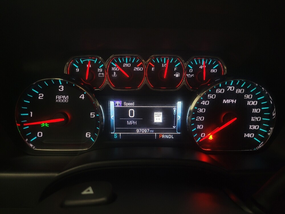 2017 Chevrolet Silverado 1500 in Indianapolis, IN 46219 - 18138035 23