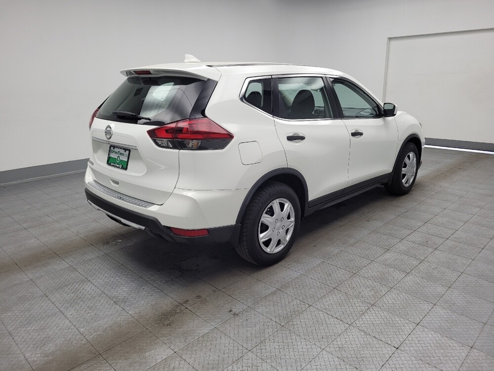2019 Nissan Rogue in Memphis, TN 38128 - 18138049 9