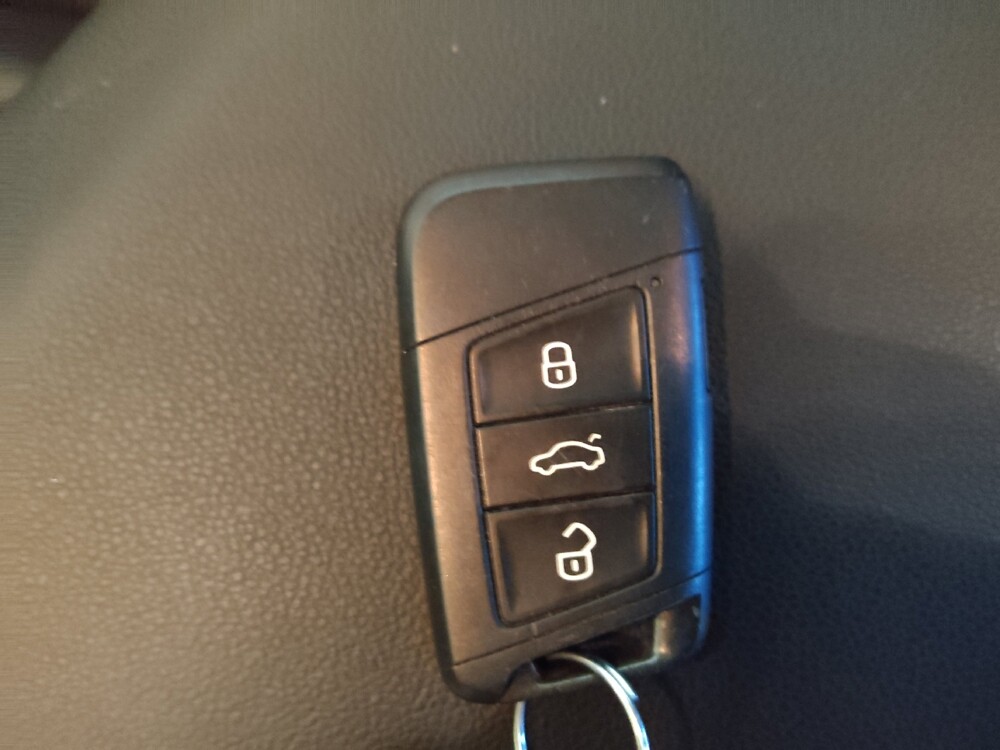 2019 Volkswagen Jetta in Tampa, FL 33619 - 18138056 32
