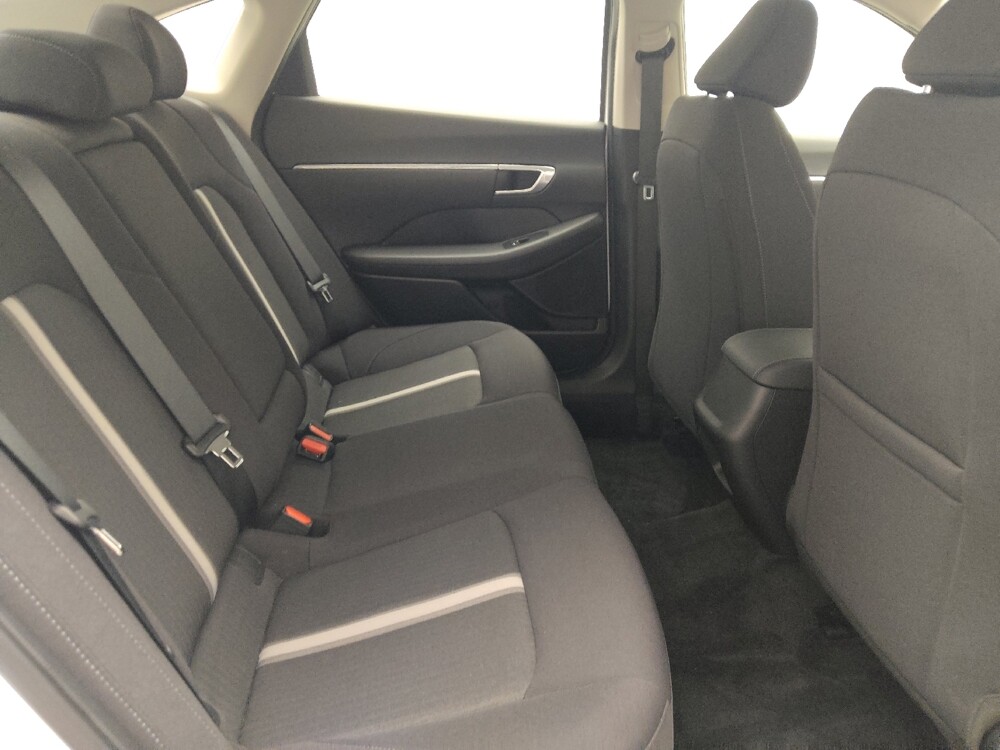 2022 Hyundai Sonata in Jacksonville, FL 32210 - 18138057 19